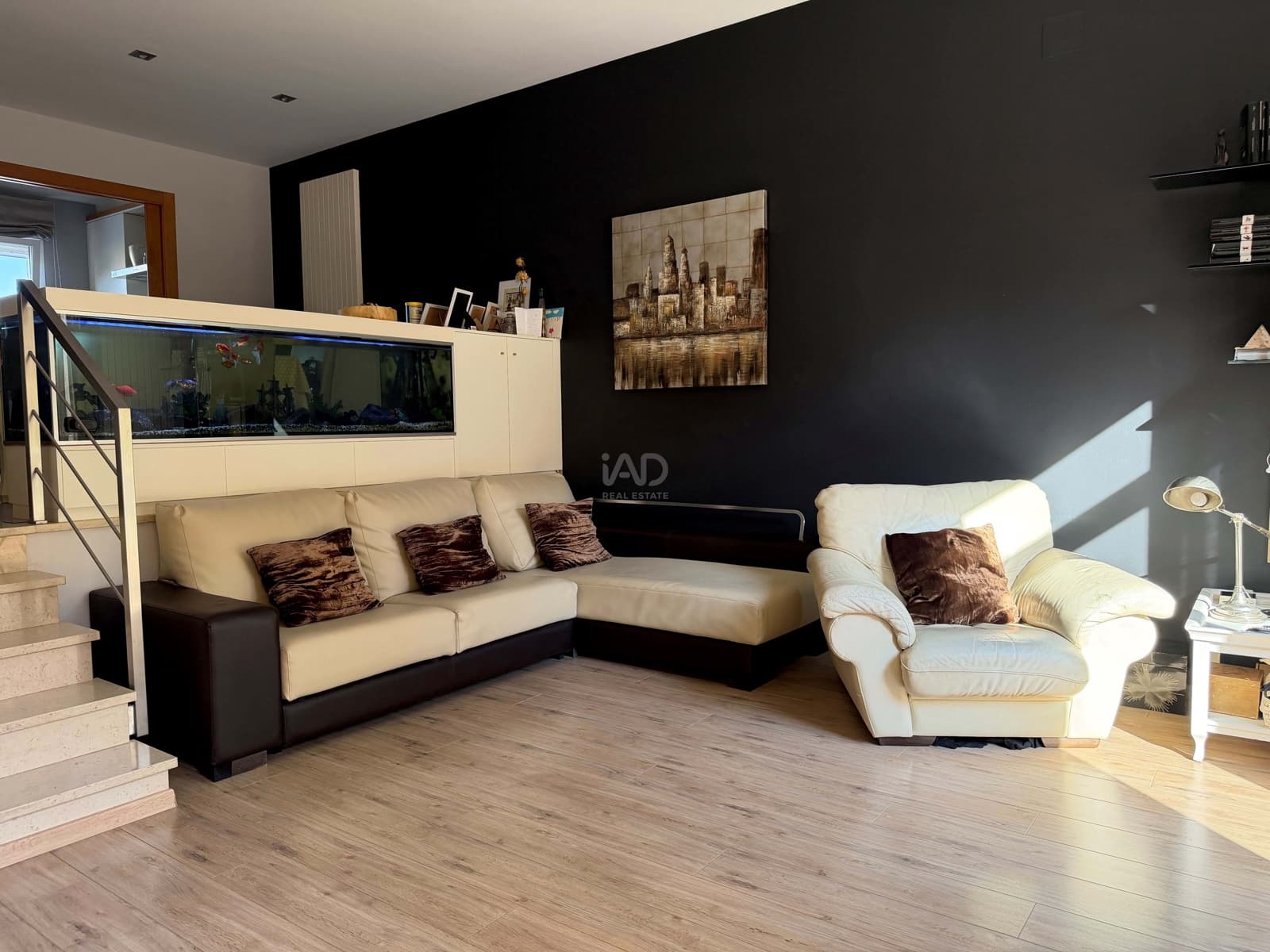 4 bedroom Terraced Villa for sale in Alicante / Alacant city with garage - € 370,000 (Ref: 9989097)