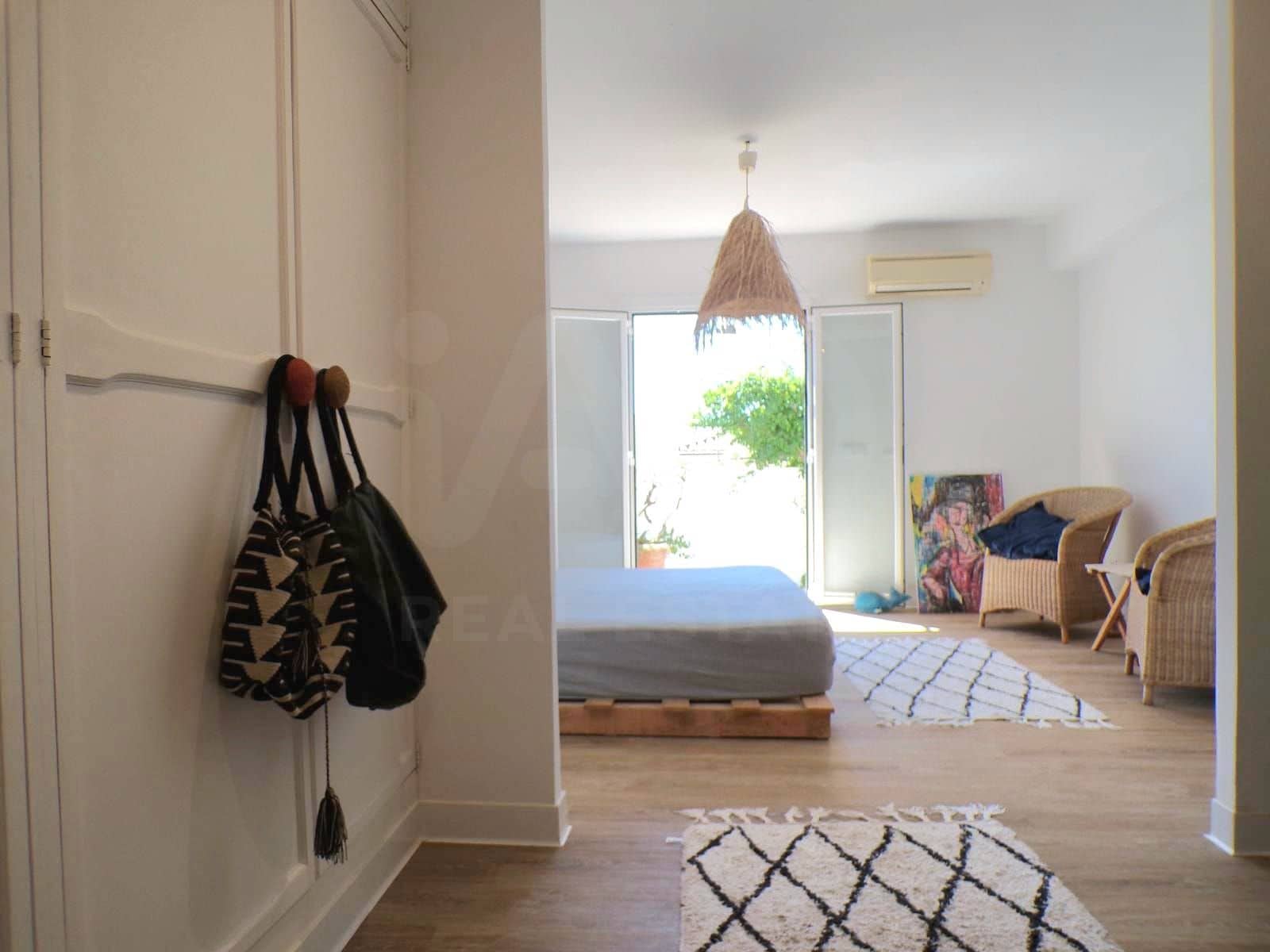 2 bedroom Townhouse for sale in Calvia with garage - € 880,000 (Ref: 9989099)