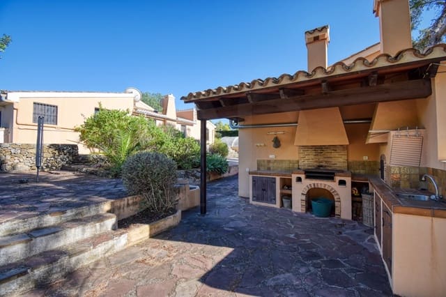 5 slaapkamer Villa te koop in La Pedrera - Vessanes, Dénia met zwembad - € 729.000 (Ref: 9989101)
