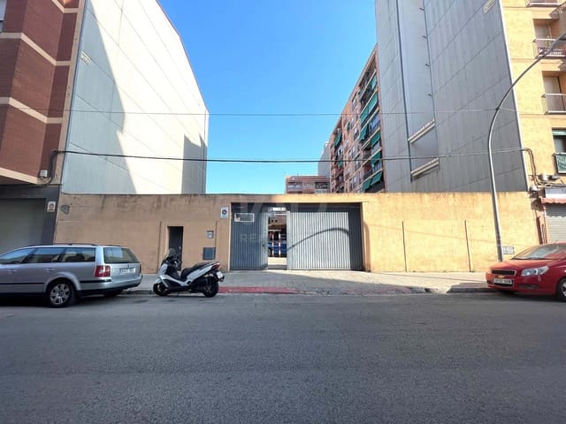 Ubebygd land til salgs i Barcelona by - € 1 600 000 (Ref: 9989102)