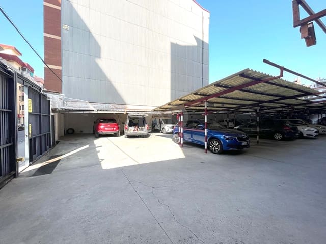 Ubebygd land til salgs i Barcelona by - € 1 600 000 (Ref: 9989102)