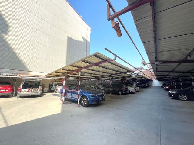 Ubebygd land til salgs i Barcelona by - € 1 600 000 (Ref: 9989102)