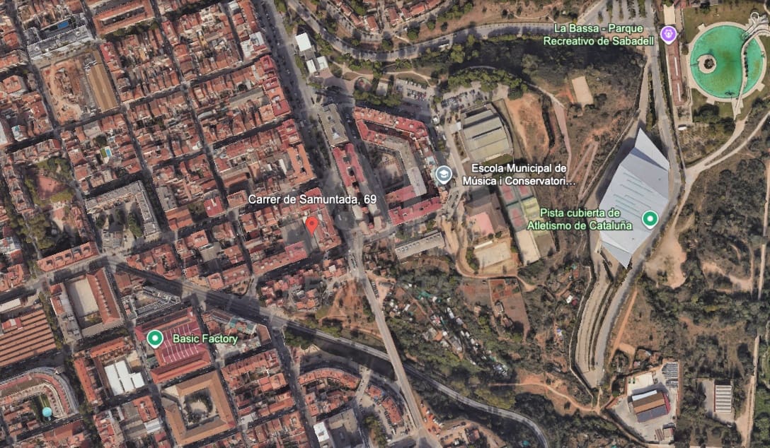 Ubebygd land til salgs i Barcelona by - € 1 600 000 (Ref: 9989102)