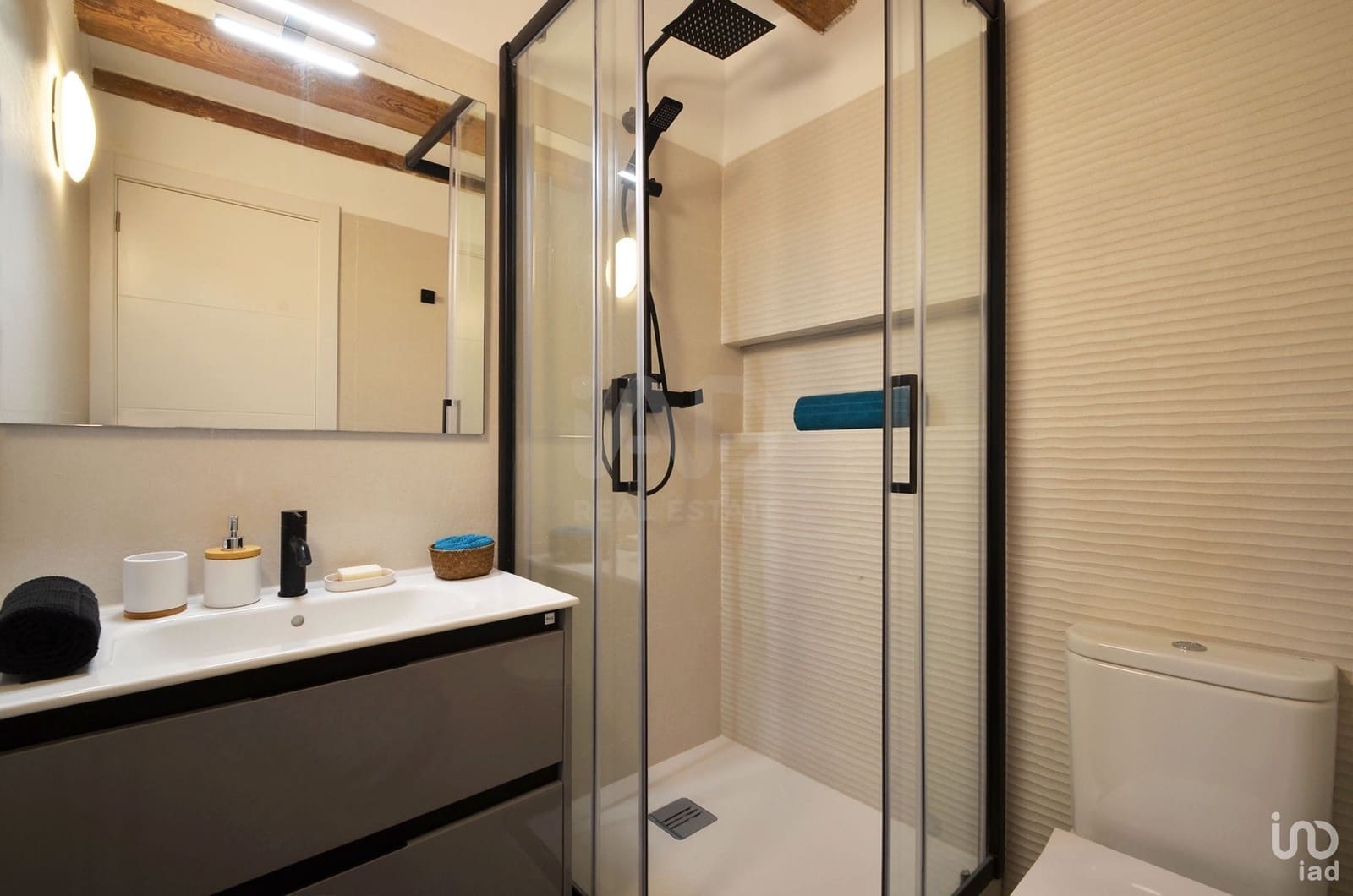 2 sypialnia Apartament na sprzedaż w Miasto Barcelona - 296 500 € (Ref: 9989104)