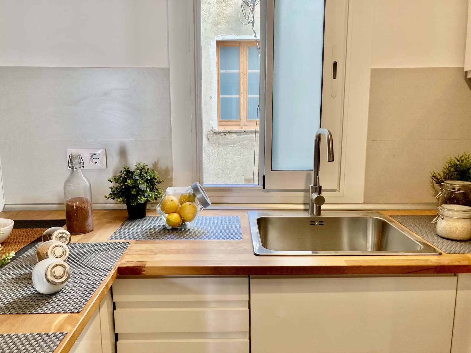 2 sypialnia Apartament na sprzedaż w Miasto Barcelona - 296 500 € (Ref: 9989104)