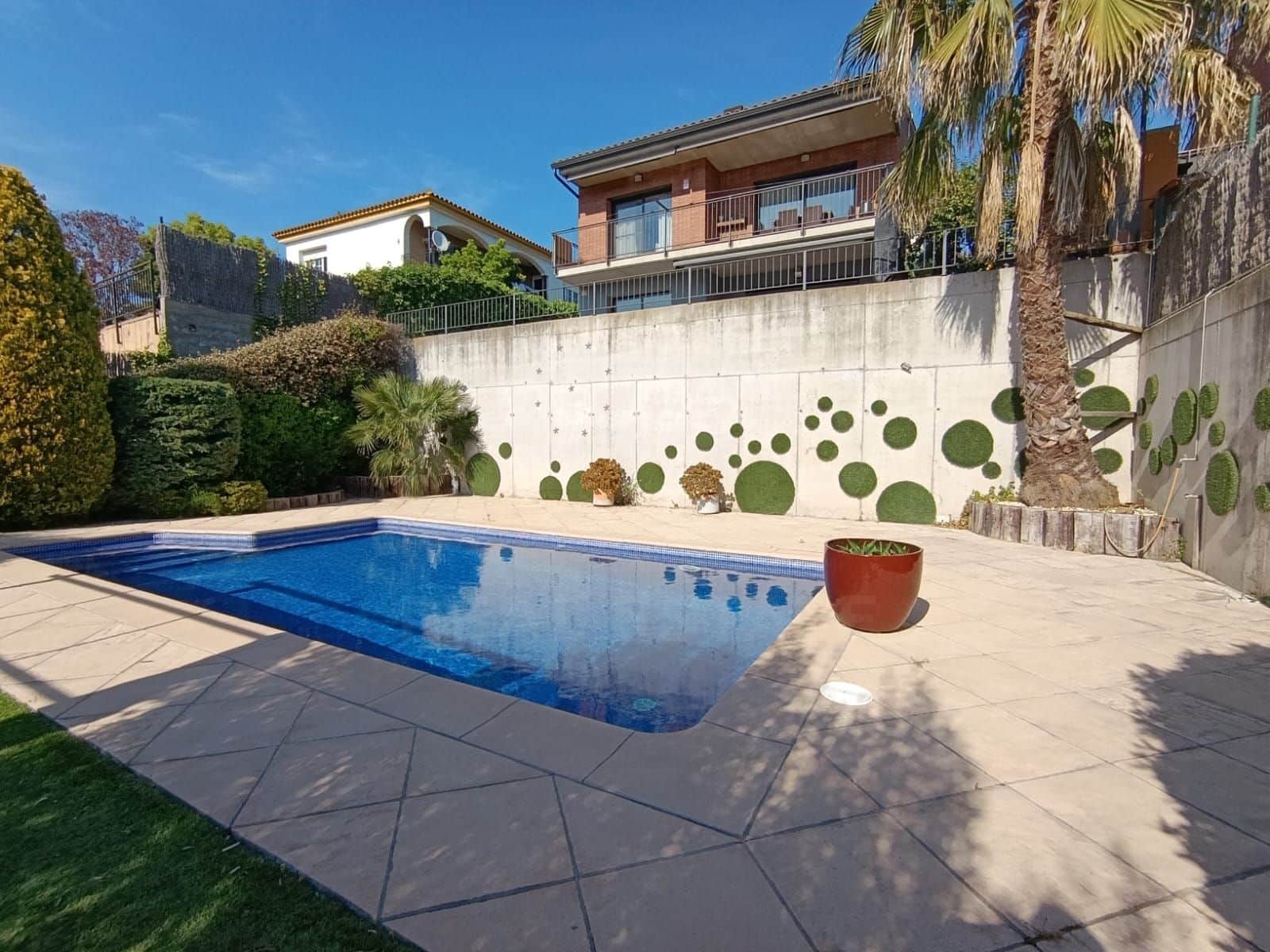 5 slaapkamer Huis te koop in Barcelona stad met zwembad garage - € 595.000 (Ref: 9989107)