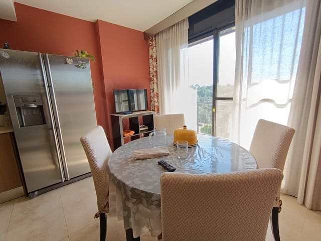 5 soverom Hus til salgs i Barcelona by med svømmebasseng garasje - € 595 000 (Ref: 9989107)