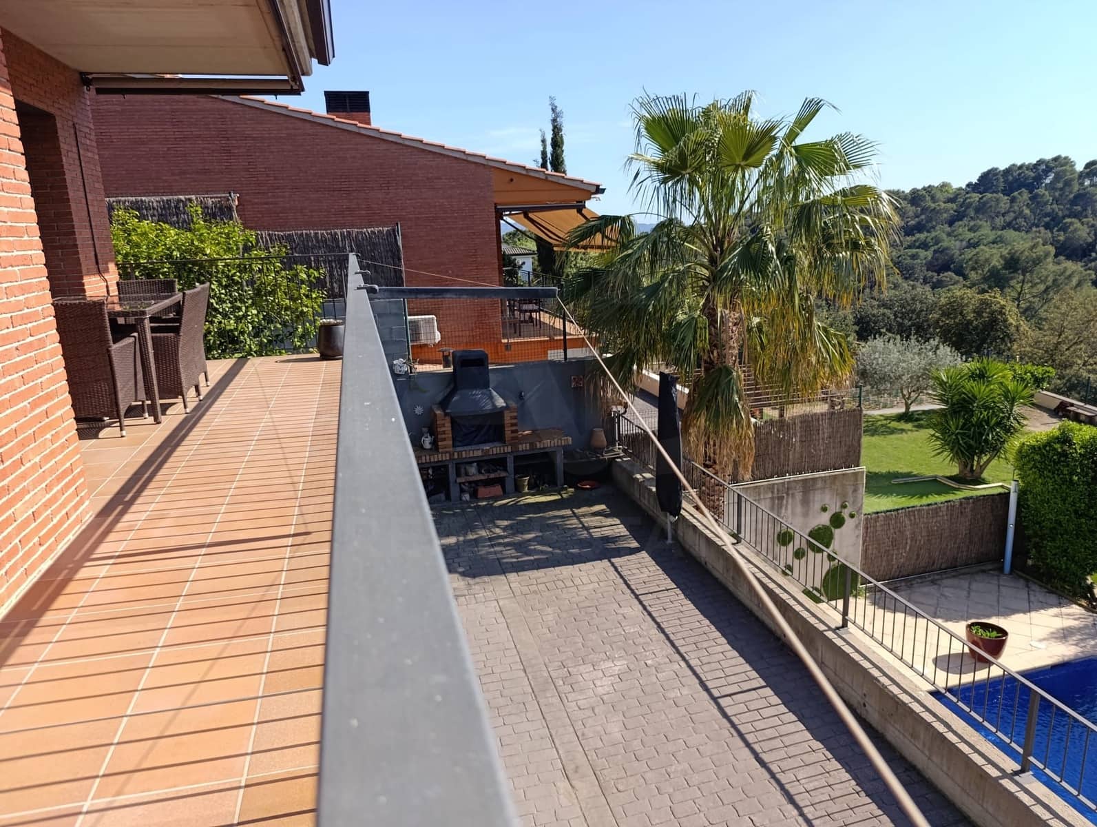 5 slaapkamer Huis te koop in Barcelona stad met zwembad garage - € 595.000 (Ref: 9989107)