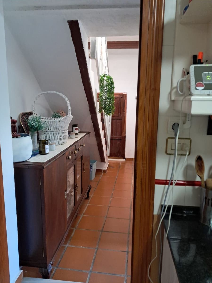 4 sypialnia Dom na sprzedaż w La Escucha z basenem - 238 000 € (Ref: 9989109)