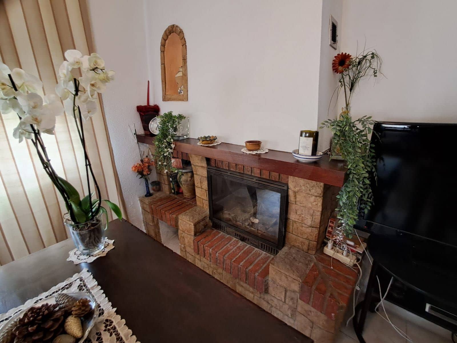 4 sypialnia Dom na sprzedaż w La Escucha z basenem - 238 000 € (Ref: 9989109)
