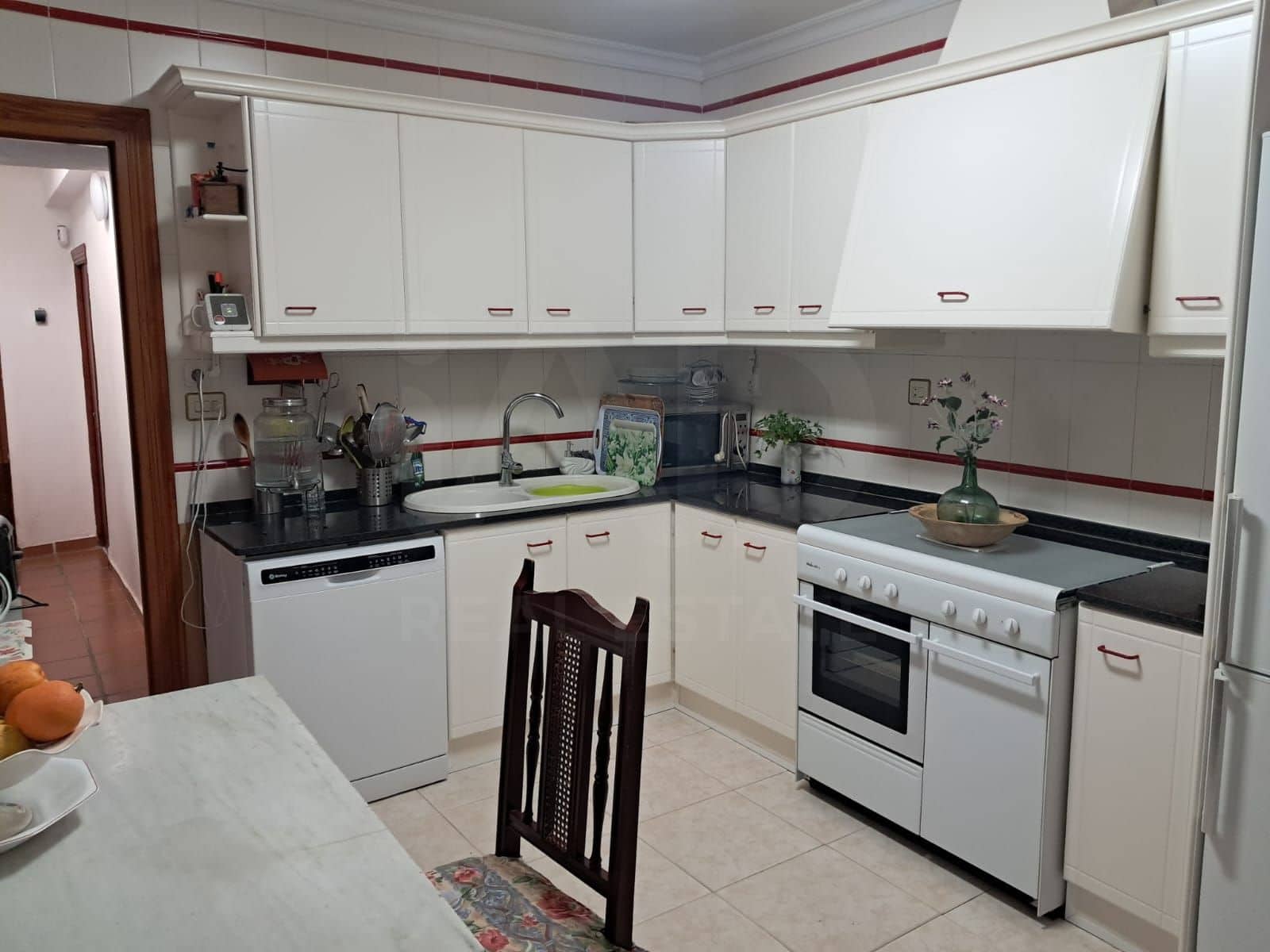 4 sypialnia Dom na sprzedaż w La Escucha z basenem - 238 000 € (Ref: 9989109)
