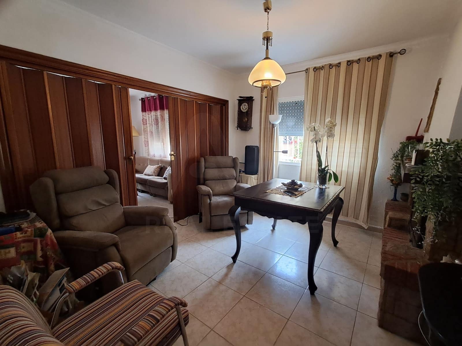 4 sypialnia Dom na sprzedaż w La Escucha z basenem - 238 000 € (Ref: 9989109)
