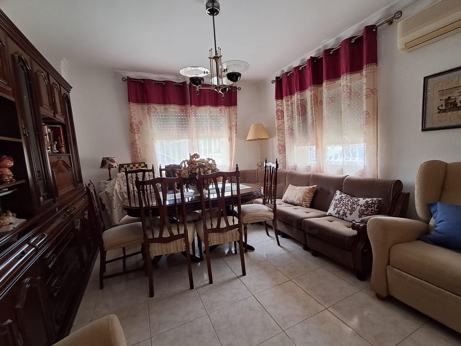 4 sypialnia Dom na sprzedaż w La Escucha z basenem - 238 000 € (Ref: 9989109)