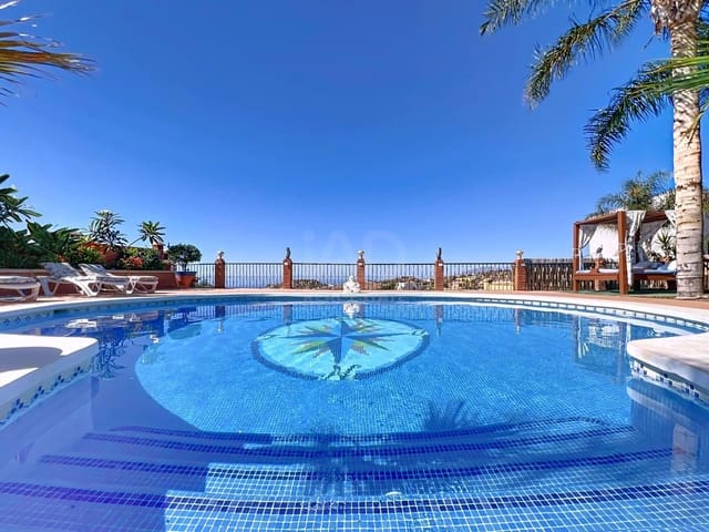 7 sovrum Hus till salu i Rincón de la Victoria med pool garage - 1 160 000 € (Ref: 9989110)