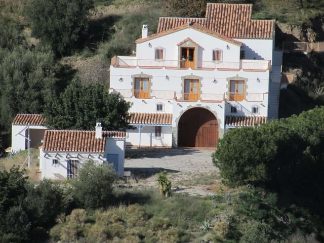 3 soverom Finca/Herregård til salgs i Sedella - € 515 000 (Ref: 9989112)
