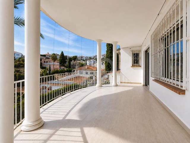 2 soverom Hus til salgs i Benajarafe, Vélez-Málaga med svømmebasseng garasje - € 659 000 (Ref: 9989121)