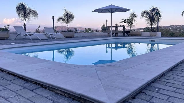 5 bedroom Finca/Country House for sale in Alhaurín el Grande with pool - € 545,000 (Ref: 9989122)