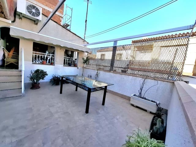 Adosado de 4 habitaciones en Puerto Lumbreras en venta con garaje - 199.000 € (Ref: 9989128)