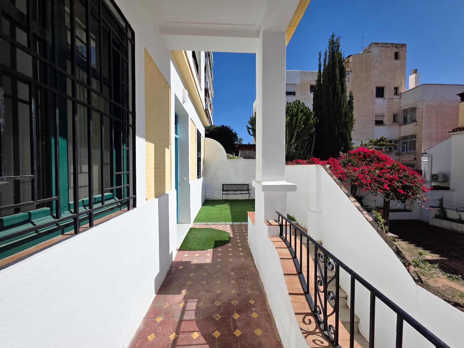 Casa de 6 habitaciones en Málaga ciudad en venta con garaje - 950.000 € (Ref: 9989129)
