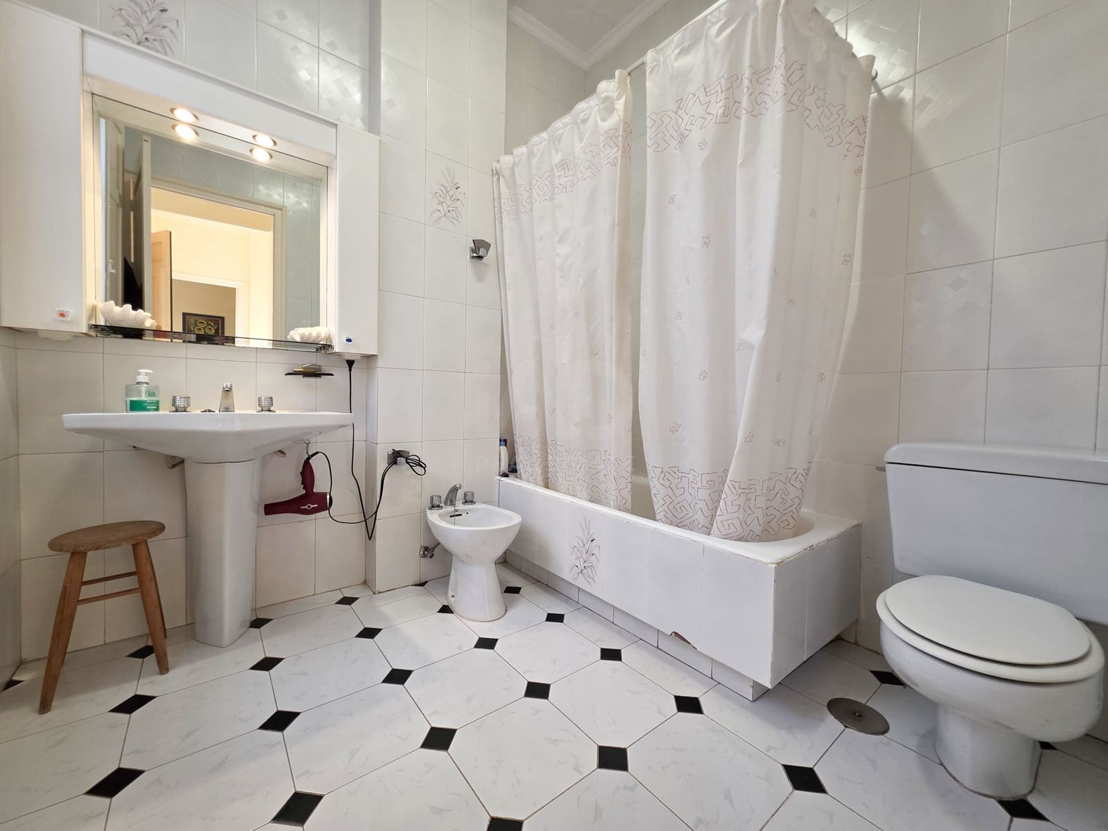 Casa de 6 habitaciones en Málaga ciudad en venta con garaje - 950.000 € (Ref: 9989129)