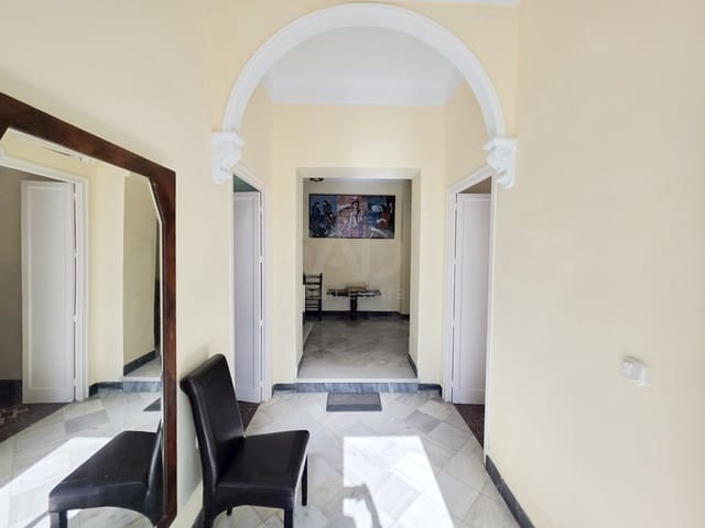 6 soverom Hus til salgs i Bellavista, Málaga by med garasje - € 950 000 (Ref: 9989129)