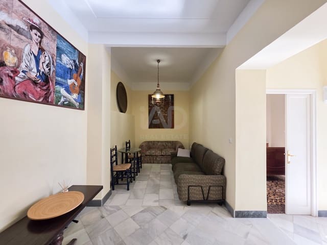 6 soverom Hus til salgs i Bellavista, Málaga by med garasje - € 950 000 (Ref: 9989129)