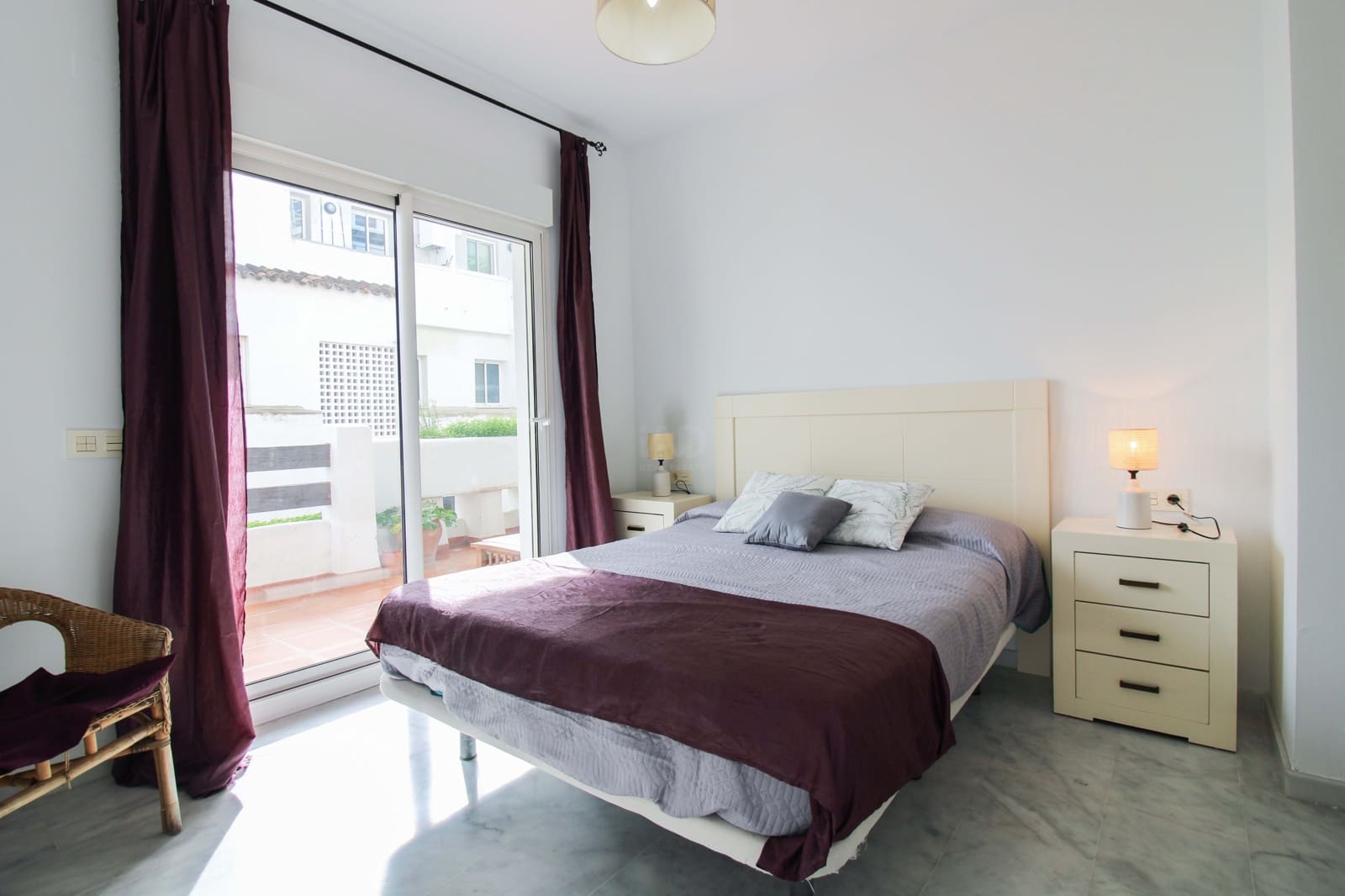 3 soverom Leilighet til salgs i Estepona med svømmebasseng garasje - € 315 000 (Ref: 9989130)