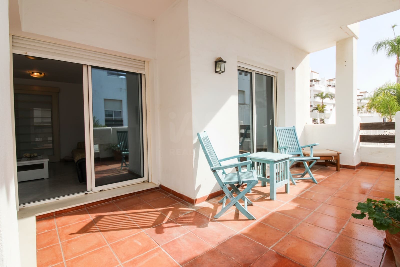 3 soverom Leilighet til salgs i Estepona med svømmebasseng garasje - € 315 000 (Ref: 9989130)