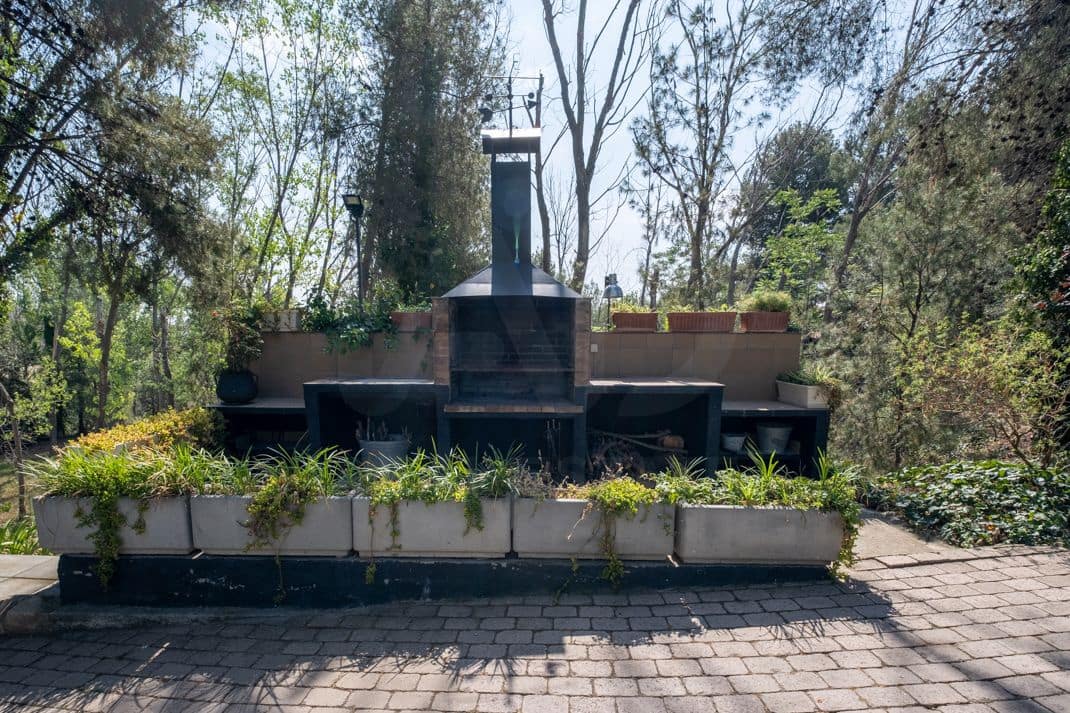 3 slaapkamer Villa te koop in Lerid stad met zwembad garage - € 1.550.000 (Ref: 9989132)