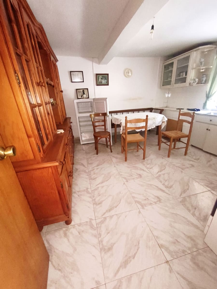 2 sypialnia Finka/Dom wiejski na sprzedaż w Villamartin de Don Sancho z garażem - 39 900 € (Ref: 9989136)