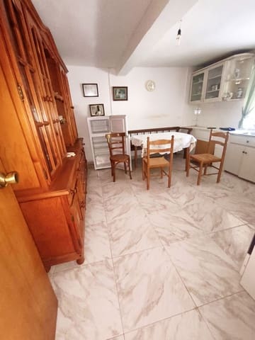 2 sypialnia Finka/Dom wiejski na sprzedaż w Villamartín de Don Sancho z garażem - 39 900 € (Ref: 9989136)