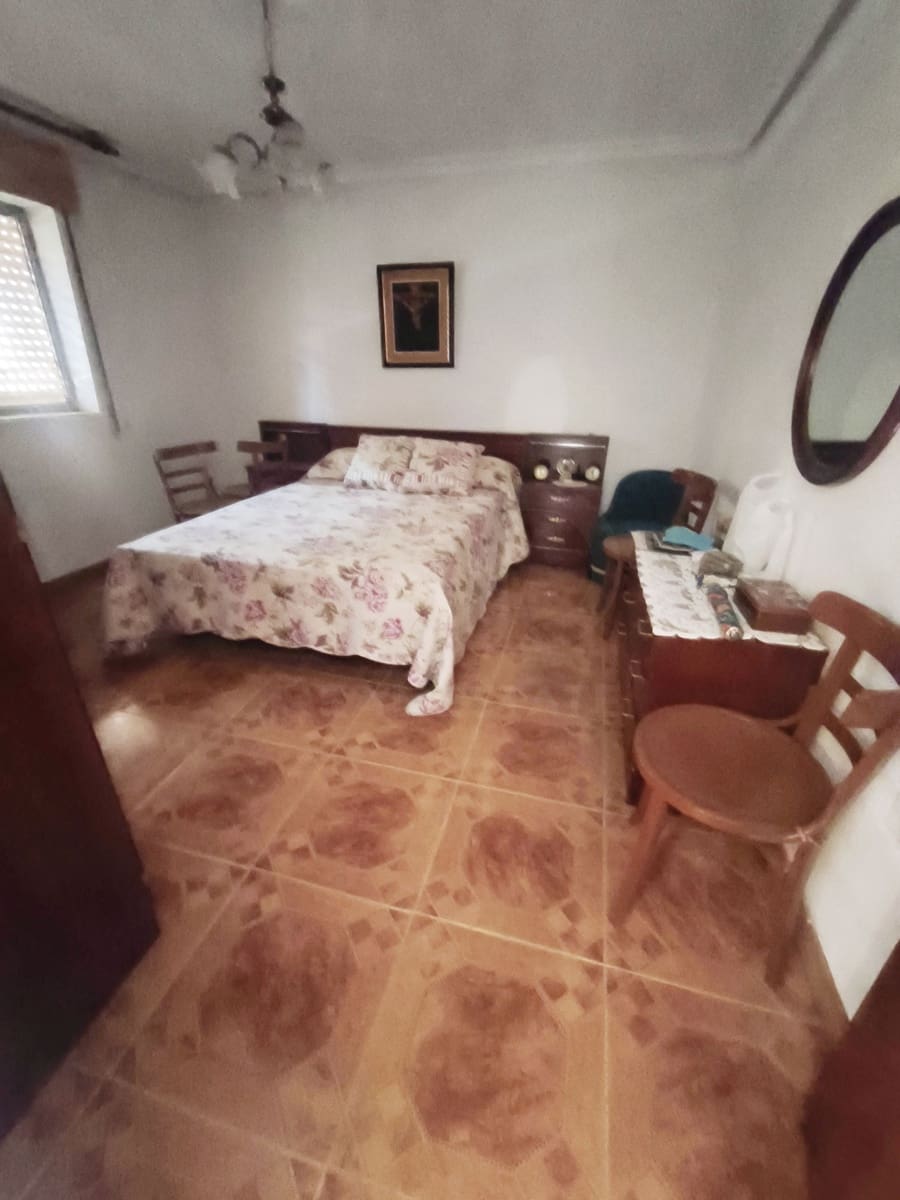 2 sypialnia Finka/Dom wiejski na sprzedaż w Villamartin de Don Sancho z garażem - 39 900 € (Ref: 9989136)