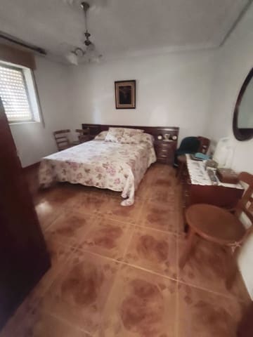 2 sypialnia Finka/Dom wiejski na sprzedaż w Villamartín de Don Sancho z garażem - 39 900 € (Ref: 9989136)