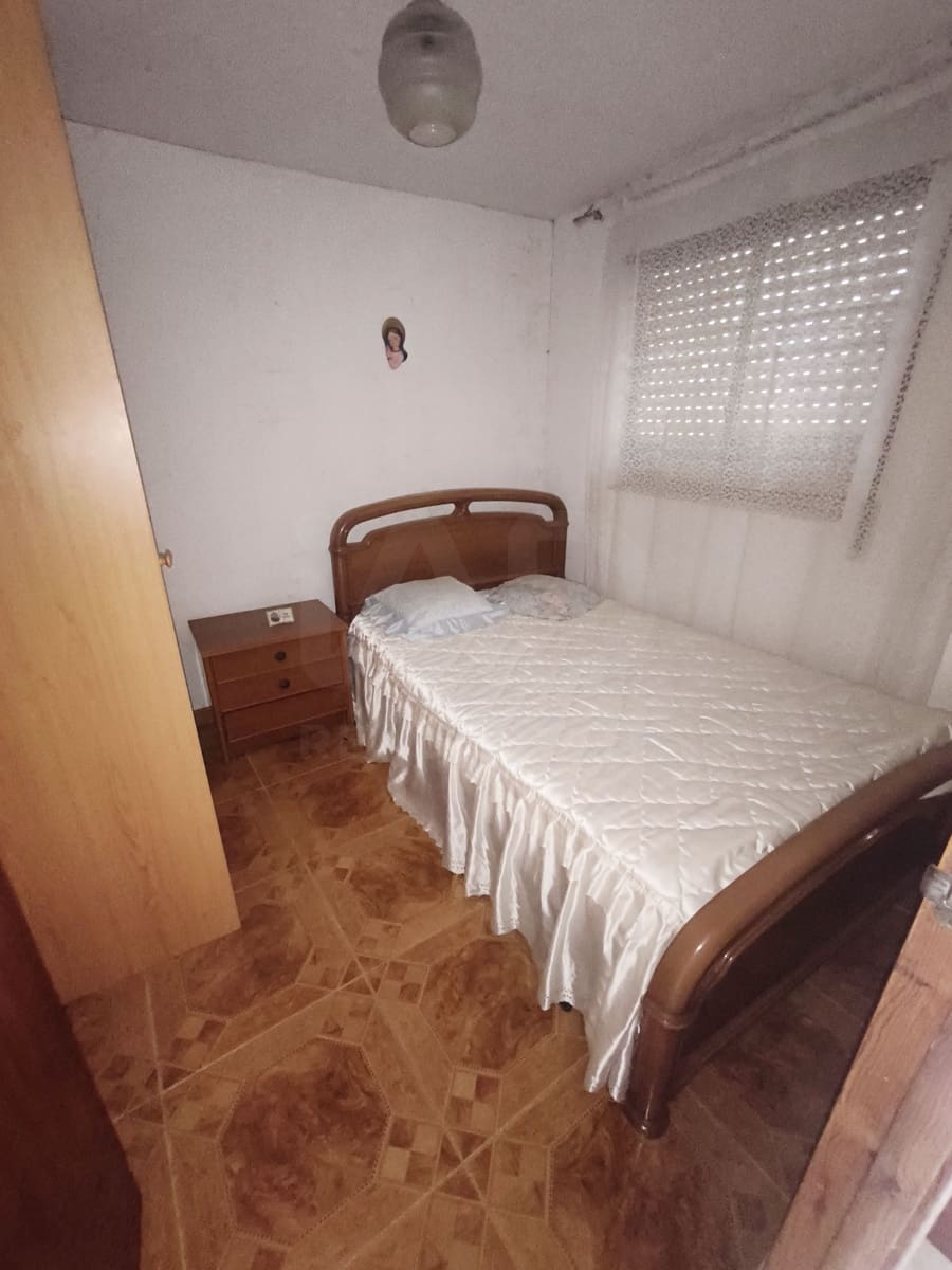 2 sypialnia Finka/Dom wiejski na sprzedaż w Villamartin de Don Sancho z garażem - 39 900 € (Ref: 9989136)