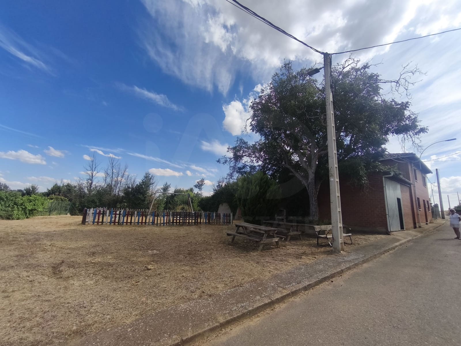 2 sypialnia Finka/Dom wiejski na sprzedaż w Villamartin de Don Sancho z garażem - 39 900 € (Ref: 9989136)