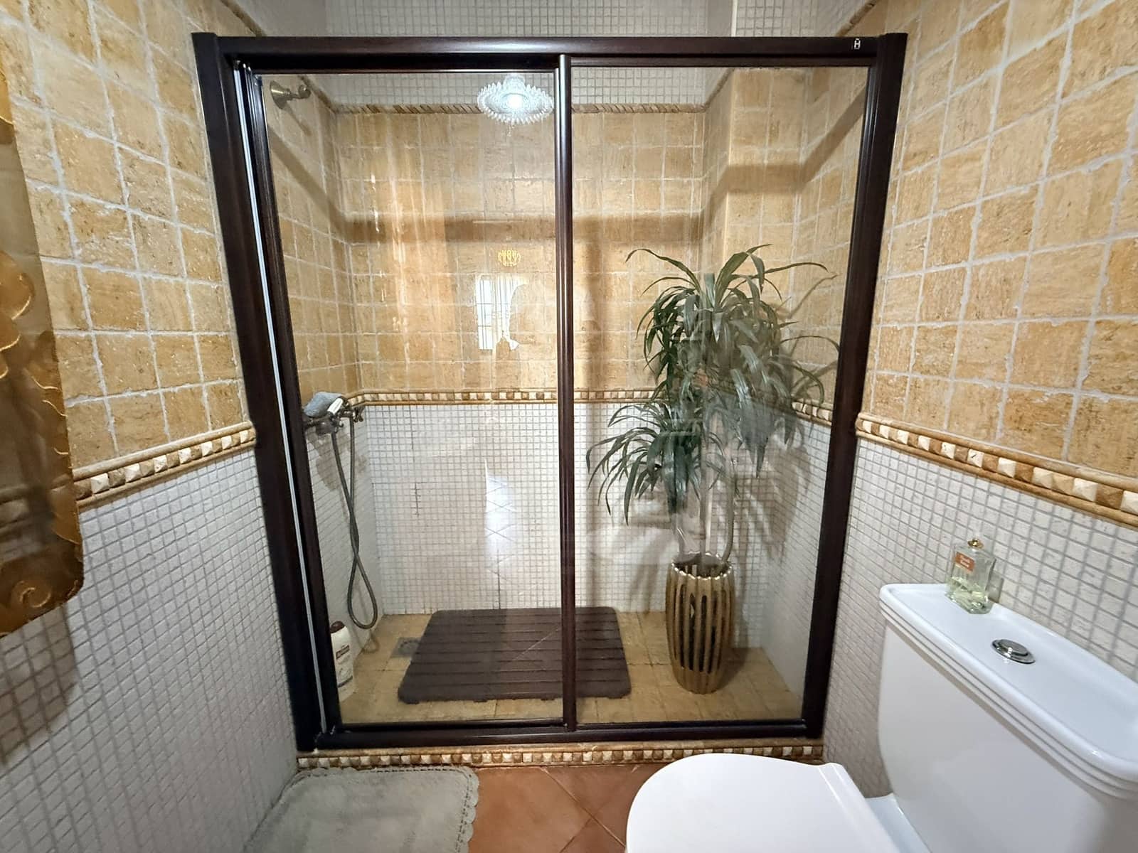 4 soveværelse Byhus til salg i Huelva by - € 309.000 (Ref: 9989138)