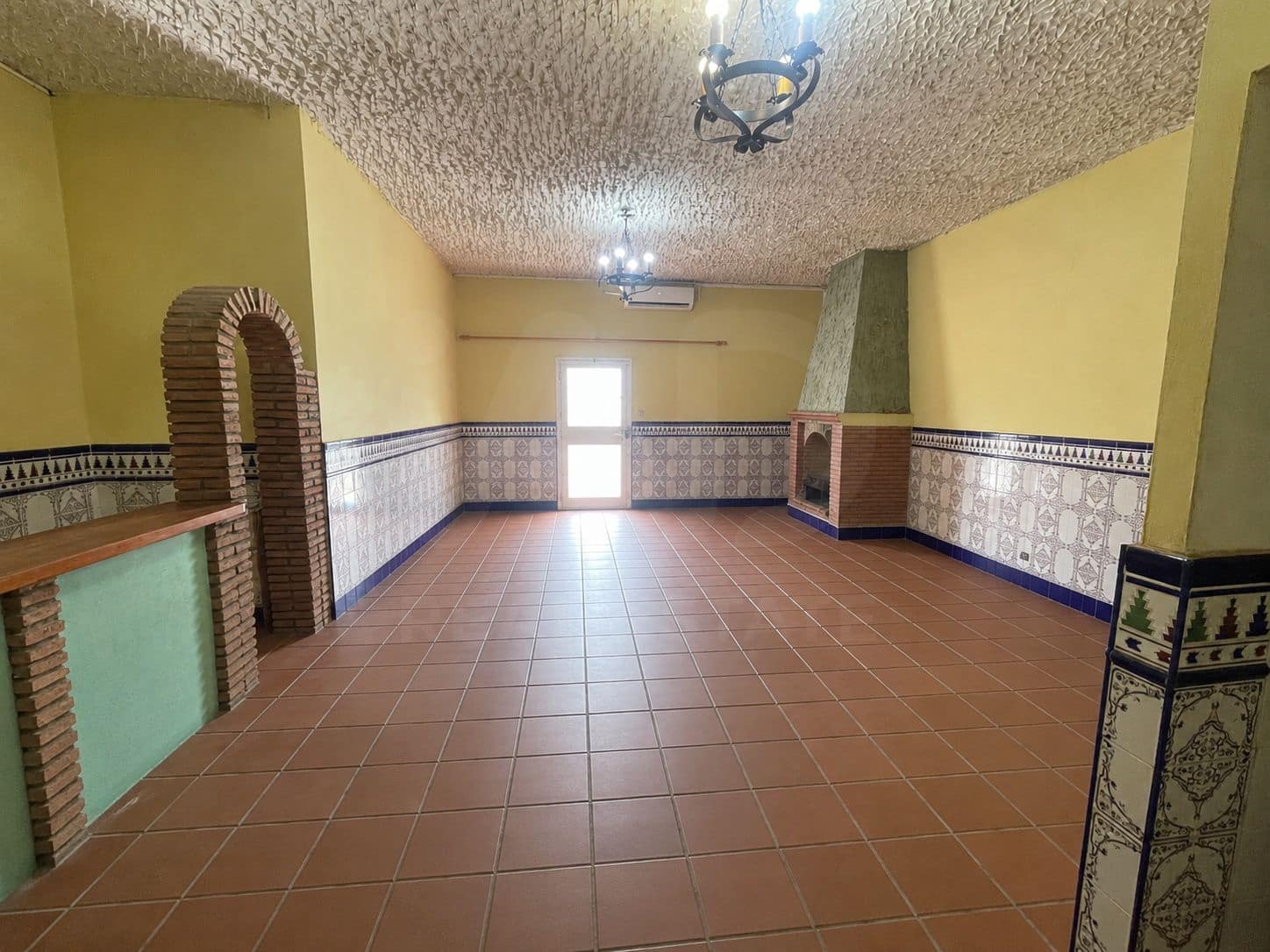 5 sypialnia Willa na sprzedaż w Miasto Almeria z garażem - 350 000 € (Ref: 9989139)