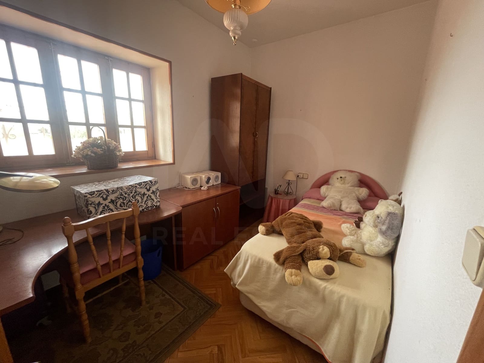 5 sypialnia Willa na sprzedaż w Miasto Almeria z garażem - 350 000 € (Ref: 9989139)