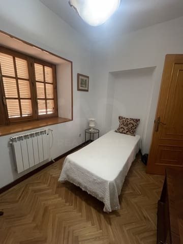 5 sypialnia Willa na sprzedaż w Miasto Almería z garażem - 350 000 € (Ref: 9989139)