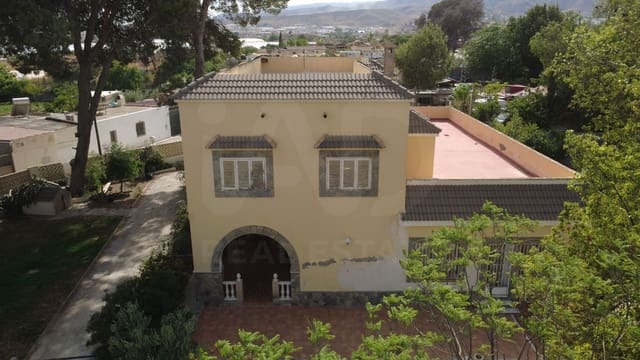 5 sypialnia Willa na sprzedaż w Miasto Almería z garażem - 350 000 € (Ref: 9989139)