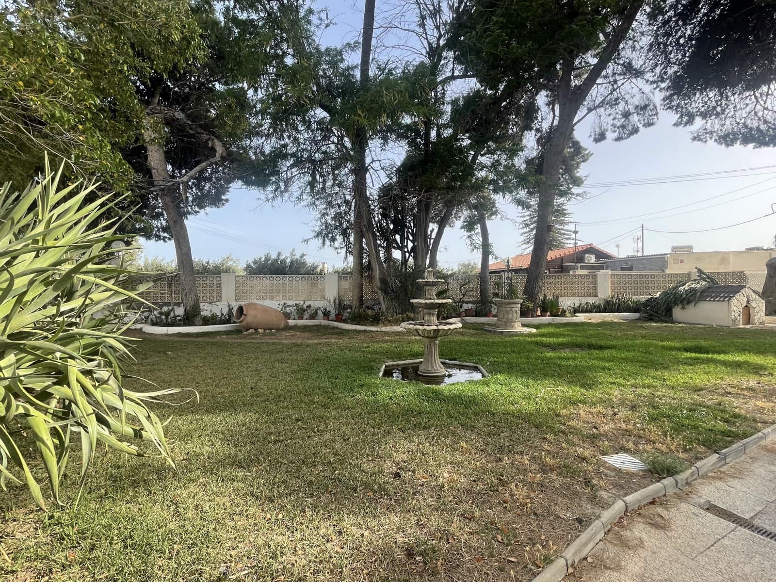 5 sypialnia Willa na sprzedaż w Miasto Almeria z garażem - 350 000 € (Ref: 9989139)
