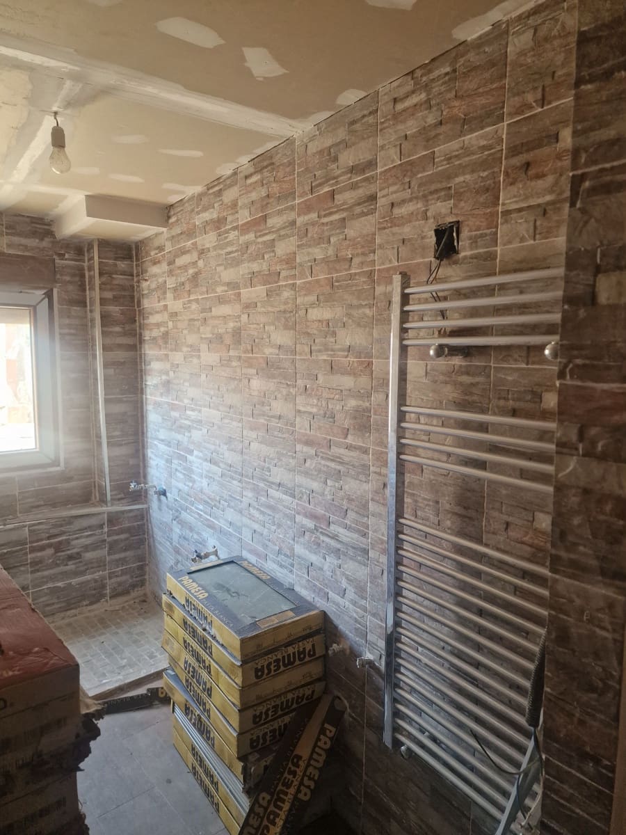 7 slaapkamer Finca/Landhuis te koop in Leon stad - € 160.000 (Ref: 9989142)