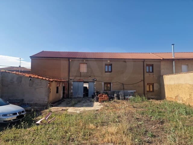 7 soverom Finca/Herregård til salgs i Leon by - € 160 000 (Ref: 9989142)