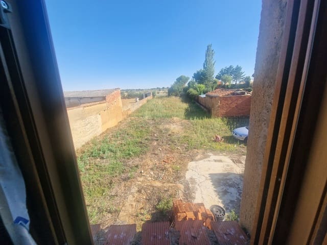 7 soverom Finca/Herregård til salgs i Leon by - € 160 000 (Ref: 9989142)