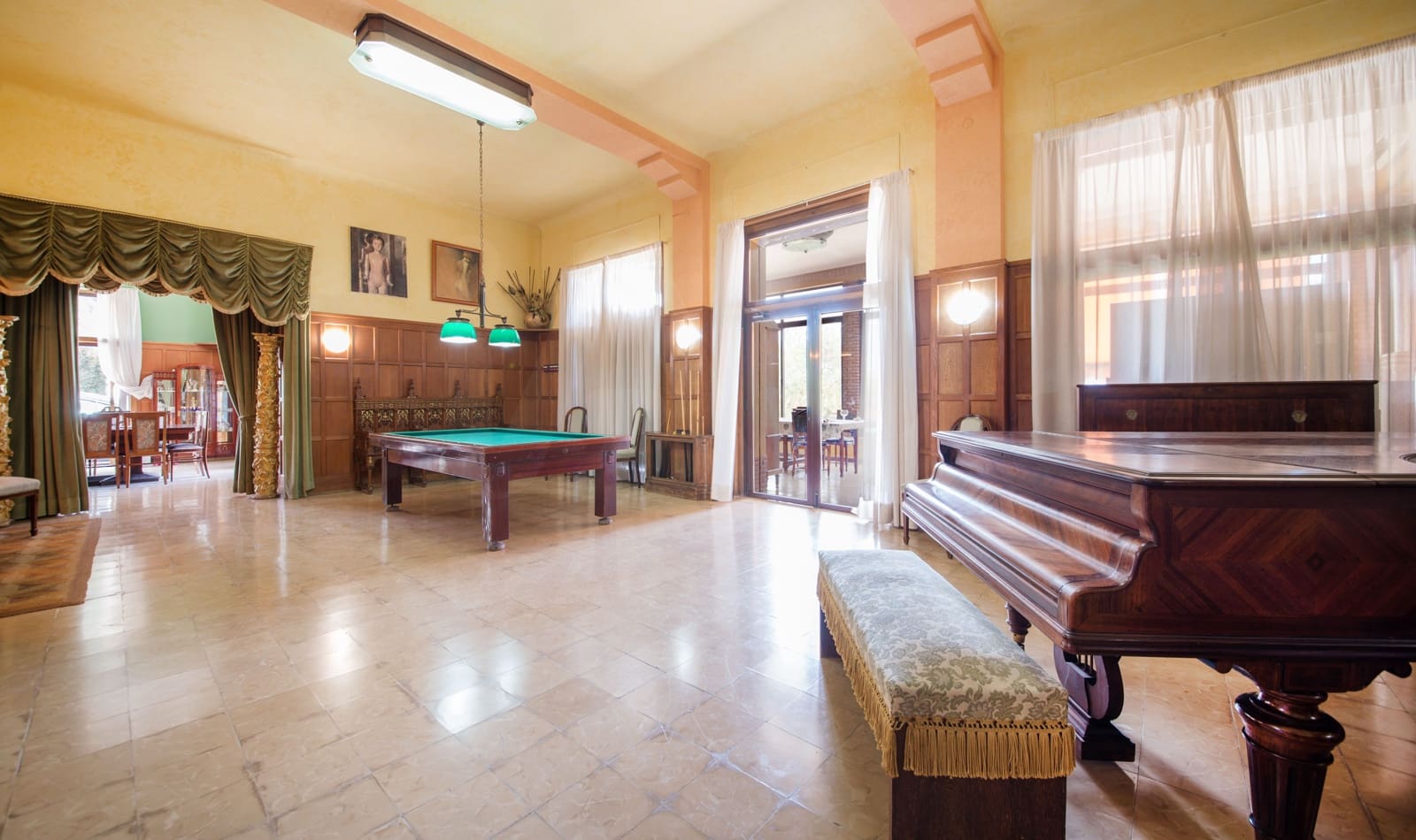 8 soverom Villa til salgs i Tarragona by med svømmebasseng garasje - € 4 300 000 (Ref: 9989144)