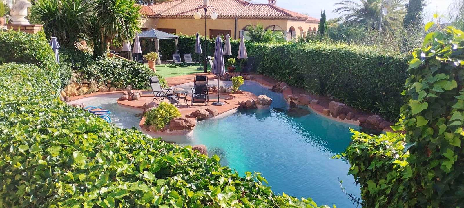 8 soverom Villa til salgs i Tarragona by med svømmebasseng garasje - € 4 300 000 (Ref: 9989144)