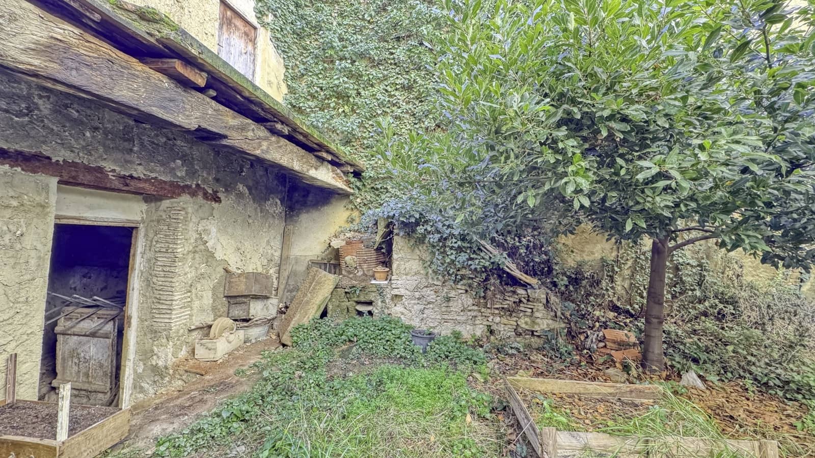 6 sovrum Hus till salu i Teruel stad - 99 000 € (Ref: 9989145)