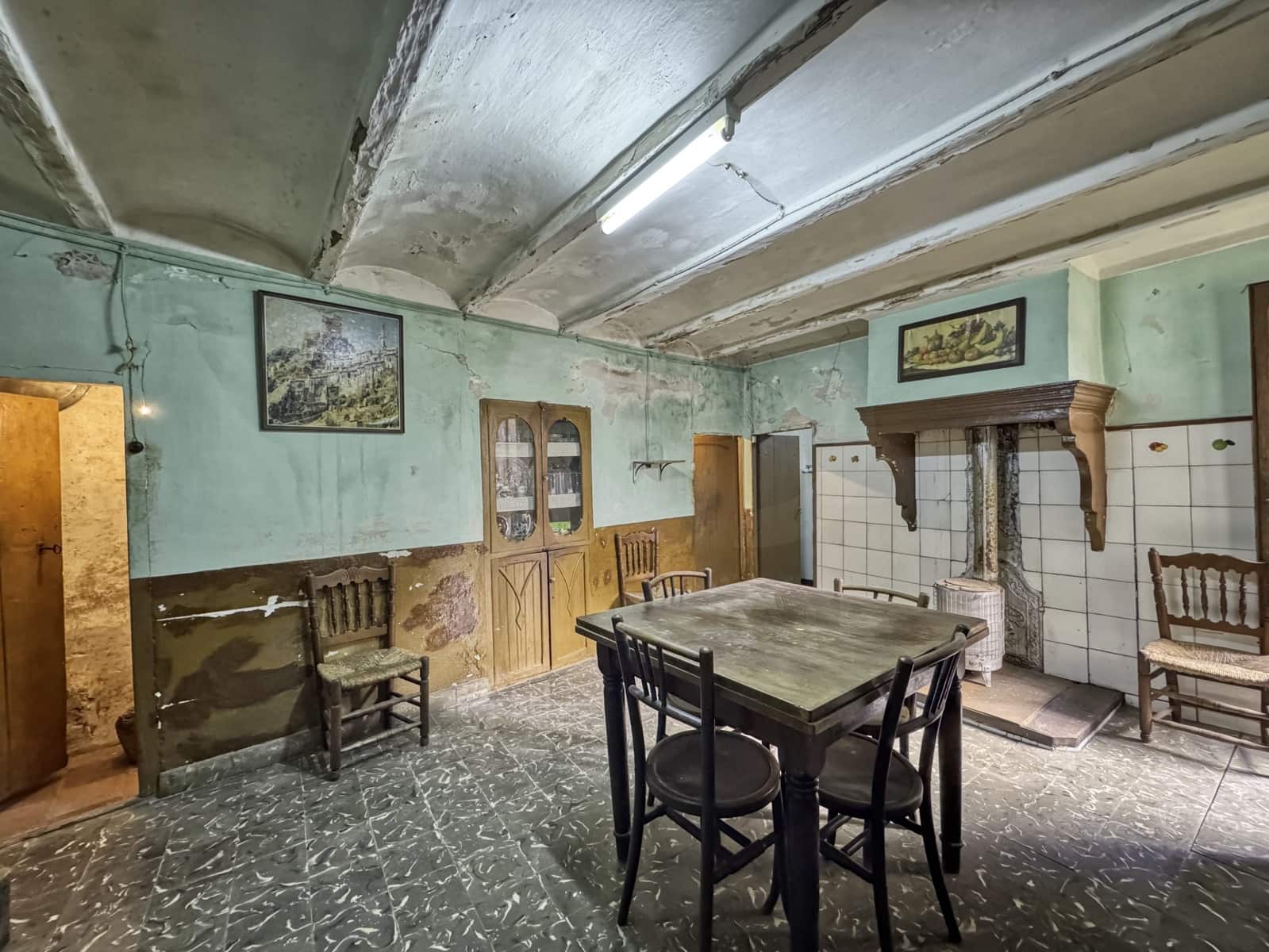 6 sovrum Hus till salu i Teruel stad - 99 000 € (Ref: 9989145)
