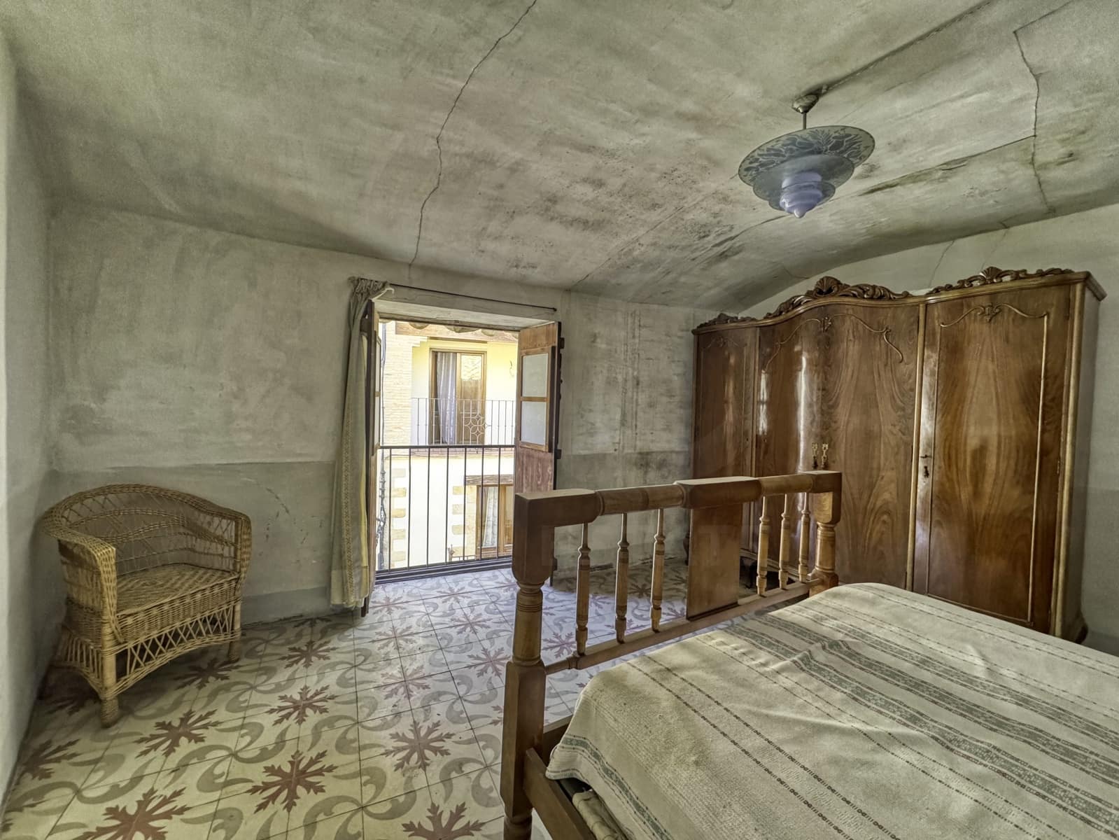6 sovrum Hus till salu i Teruel stad - 99 000 € (Ref: 9989145)