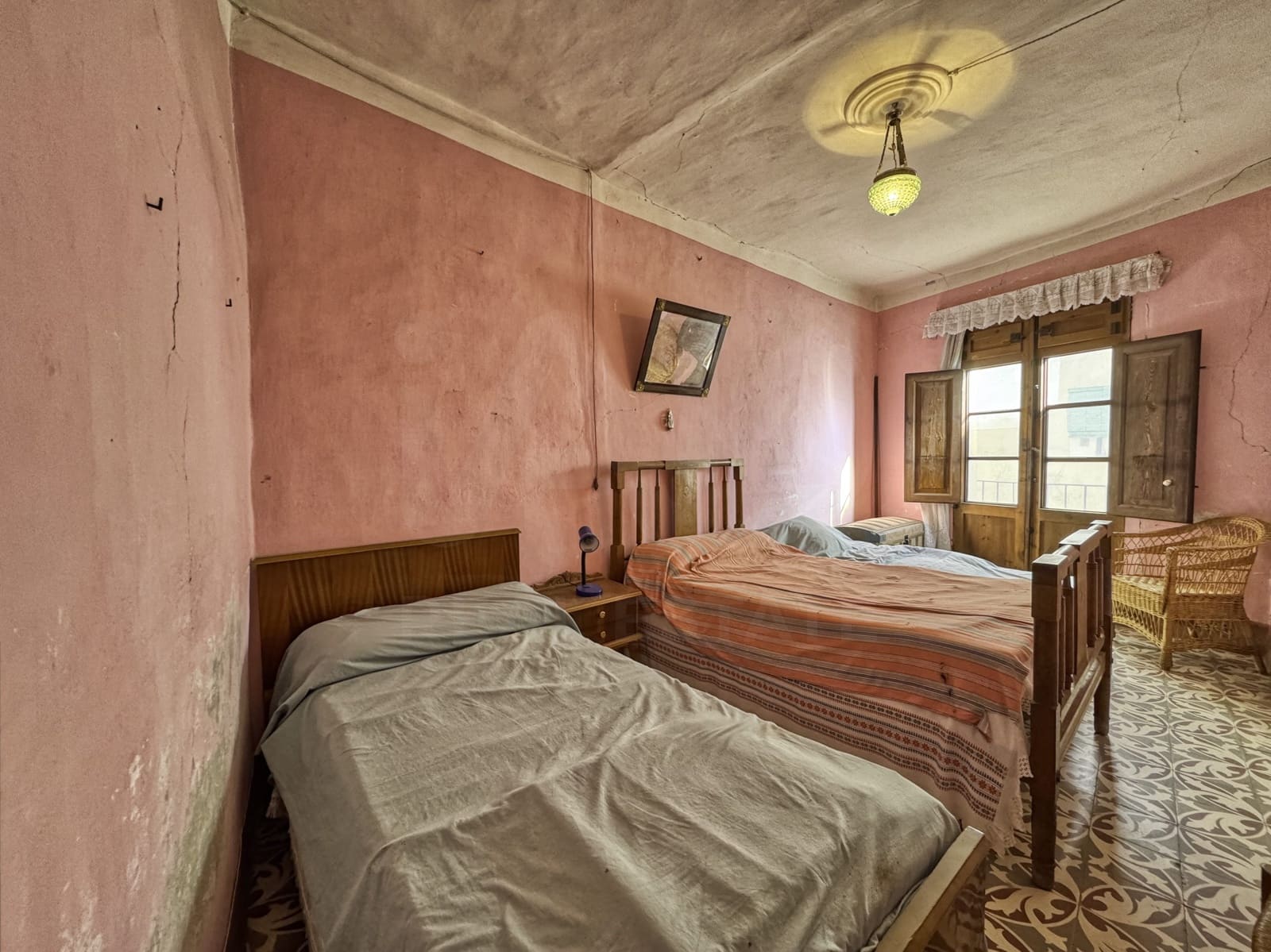 6 sovrum Hus till salu i Teruel stad - 99 000 € (Ref: 9989145)
